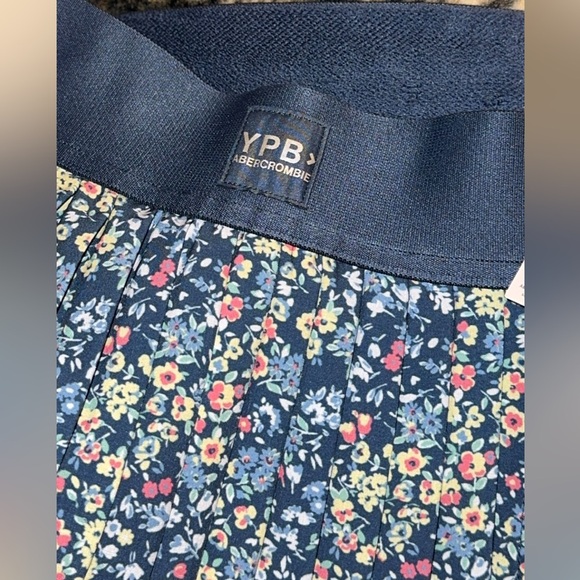 NWT Abercrombie Kids A&F ypb your personal best girls pleated skort size 11/12 - Picture 4 of 15